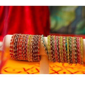 Mak Glass Bangles